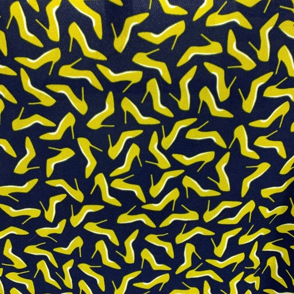 Banana Republic High Heel Shoe Print Blouse -  Size Petite Small - Picture 4 of 4